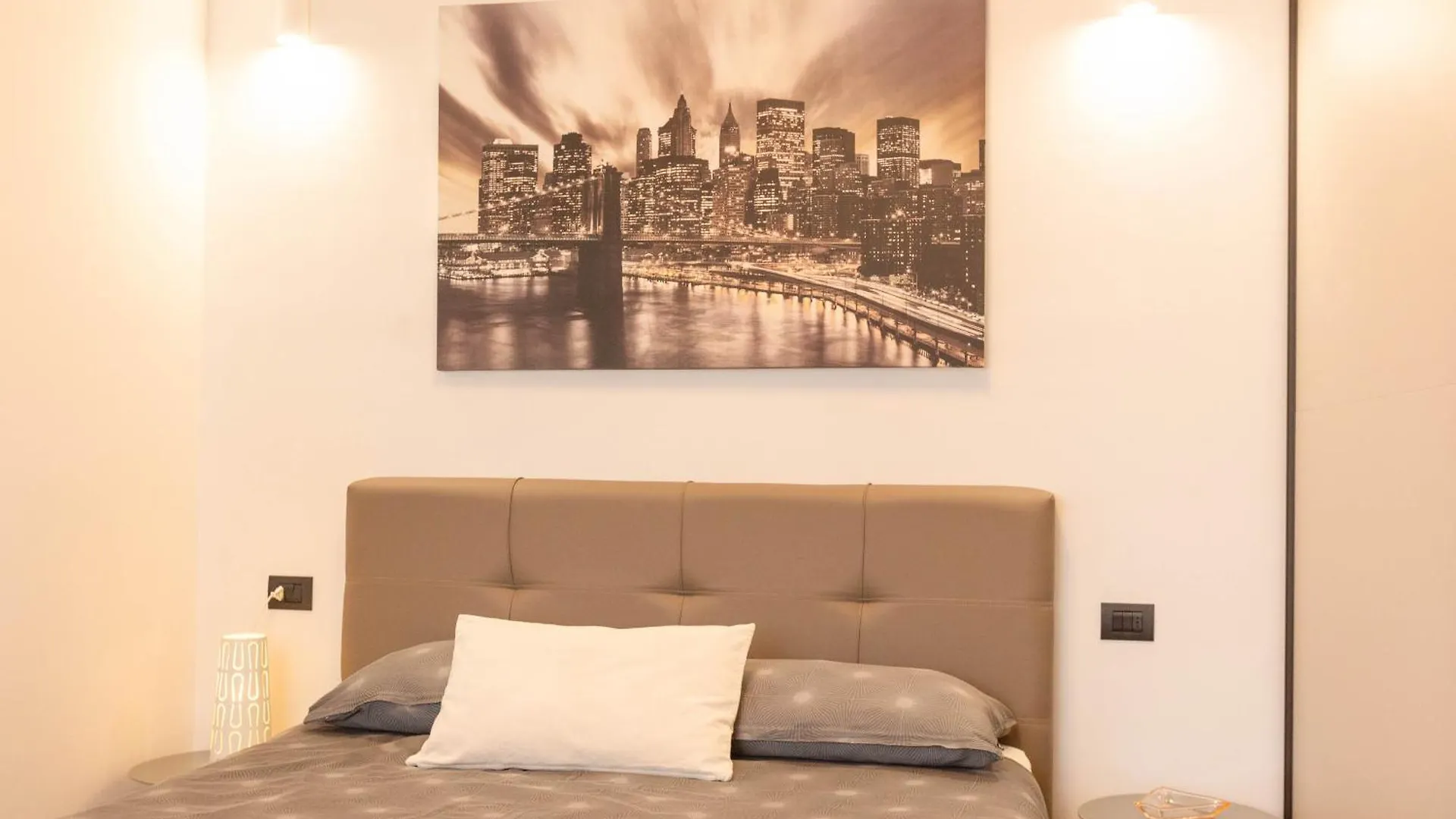 Wonderful Loft Tartaglia Apartment Milan Italy